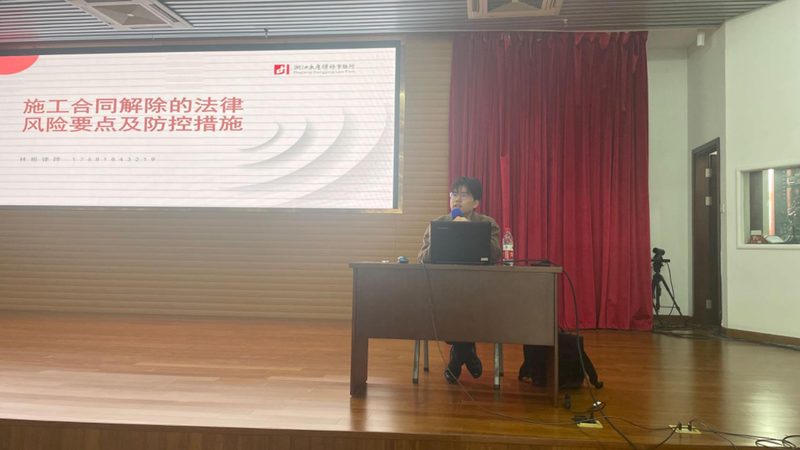 提交复审申请时，需提交以下材料：